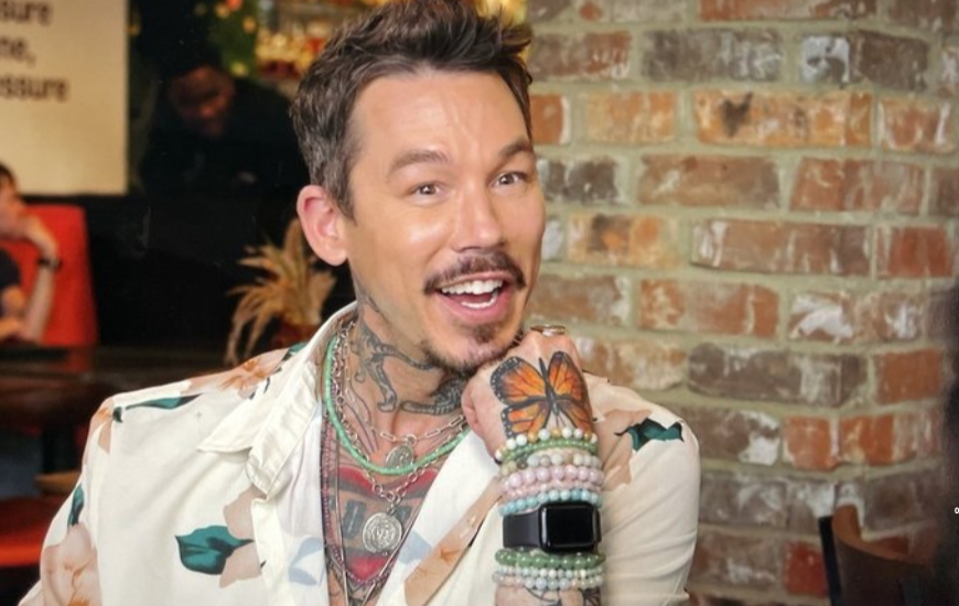 Who is David Bromstad's Twin sibling? What you ought to know 